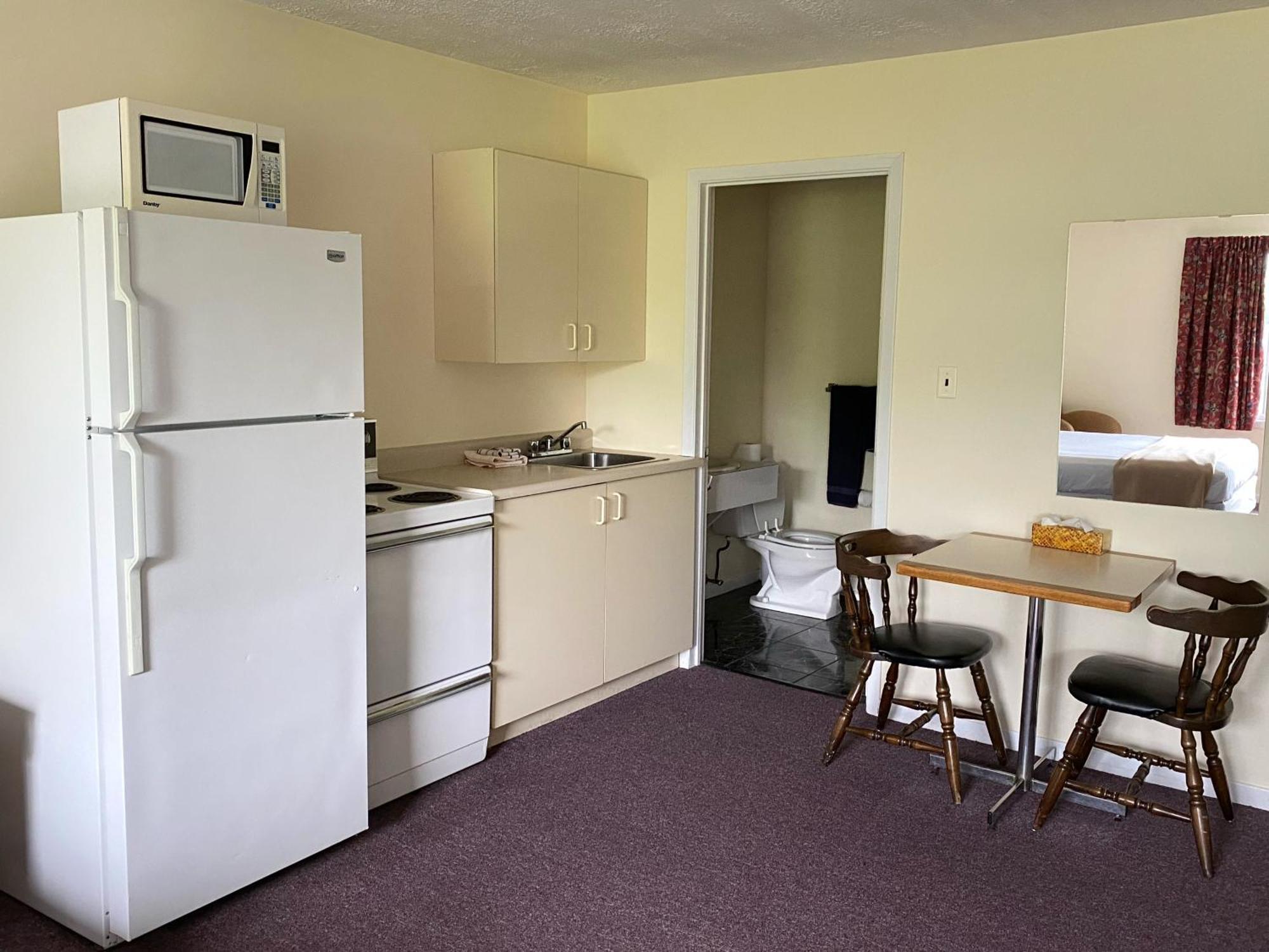The Fort Nashwaak Motel Фредериктън Екстериор снимка